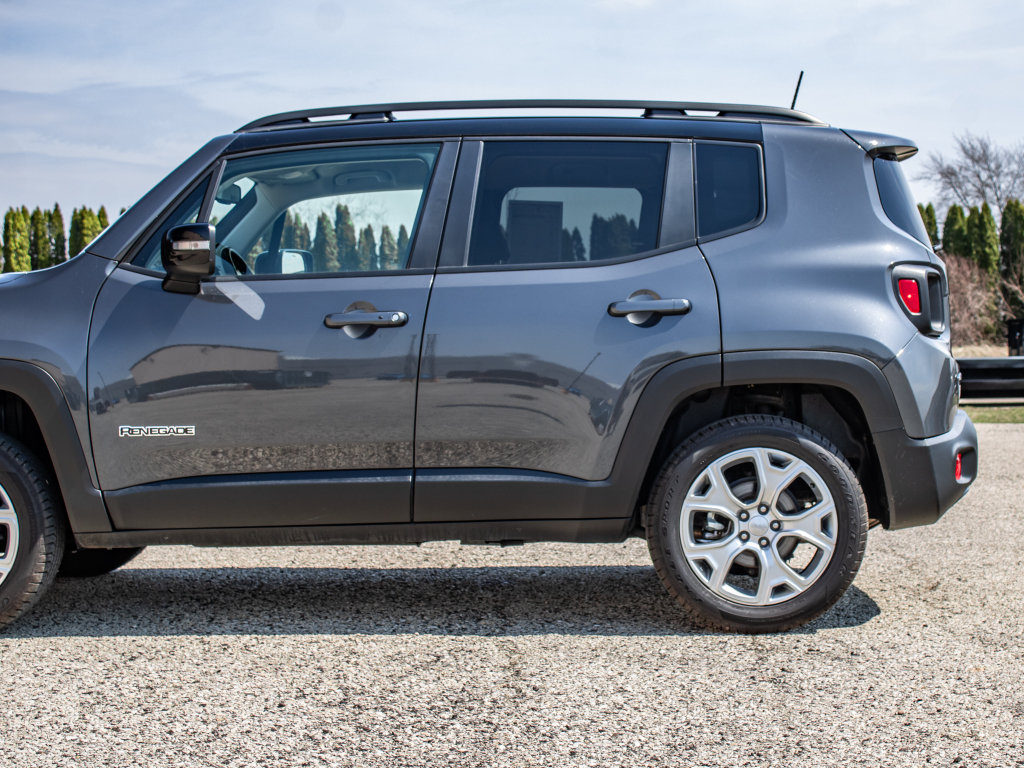 Used 2023 Jeep Renegade Limited AWD/4WD image 36