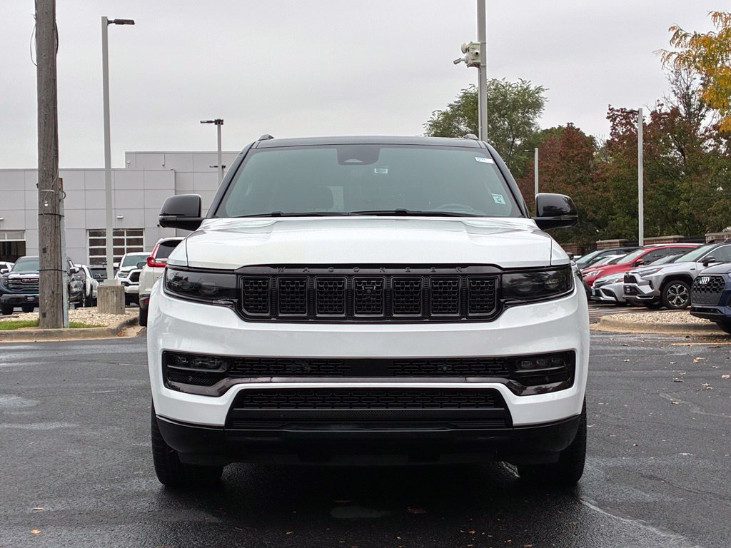 Used 2024 Jeep Grand Wagoneer L Series II w/ Quick Order Packagew 28T AWD/4WD image 2