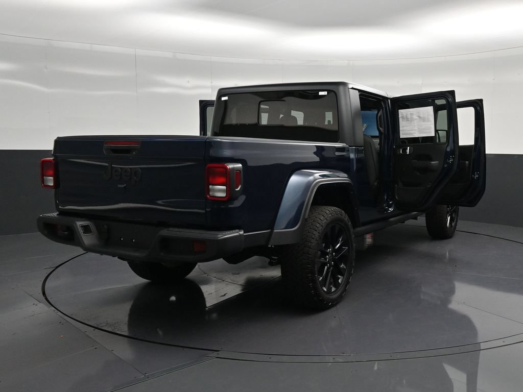 Used 2025 Jeep Gladiator Sport AWD/4WD image 35
