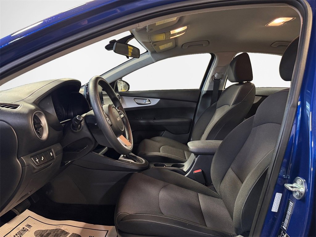Certified 2024 Kia Forte LXS w/ LXS Technology Package image 12