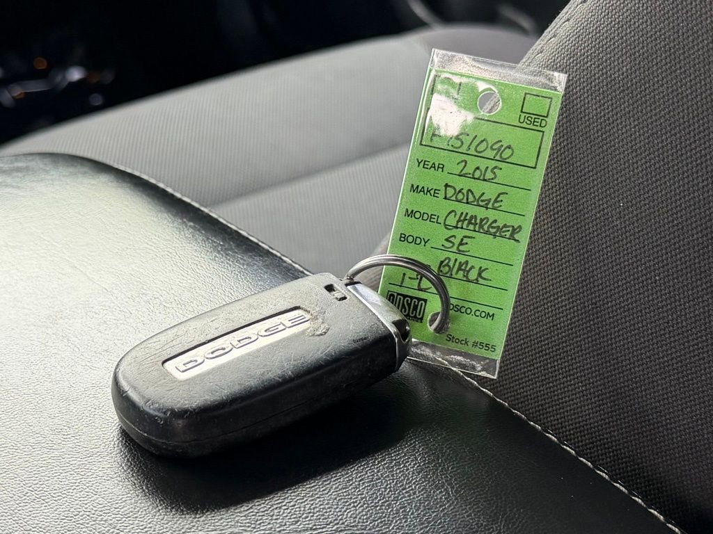 Used 2015 Dodge Charger SE RWD image 48