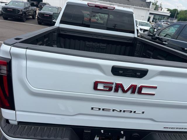 New 2026 GMC Sierra 3500 Denali AWD/4WD image 8