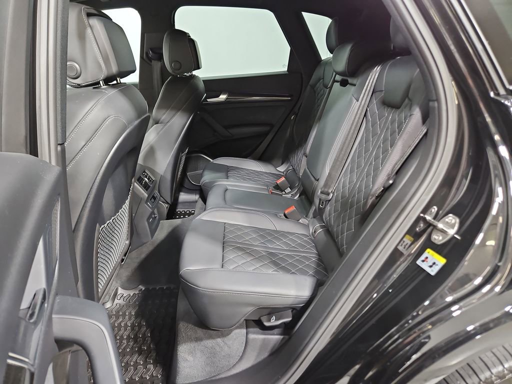 Used 2025 Audi SQ5 Premium Plus AWD/4WD image 25