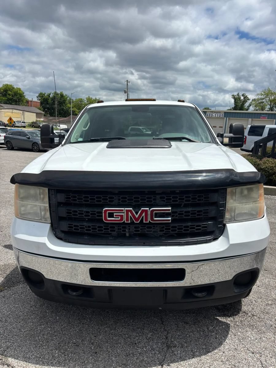 Used 2013 GMC Sierra 3500 W/T AWD/4WD image 4