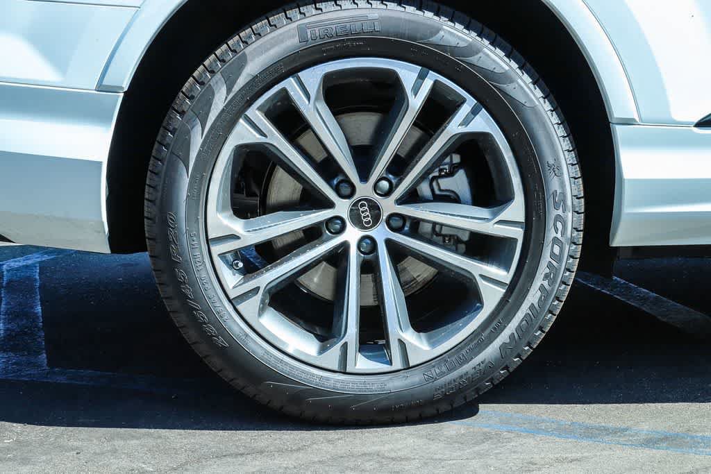 New 2026 Audi Q7 2.0T Premium AWD/4WD image 11