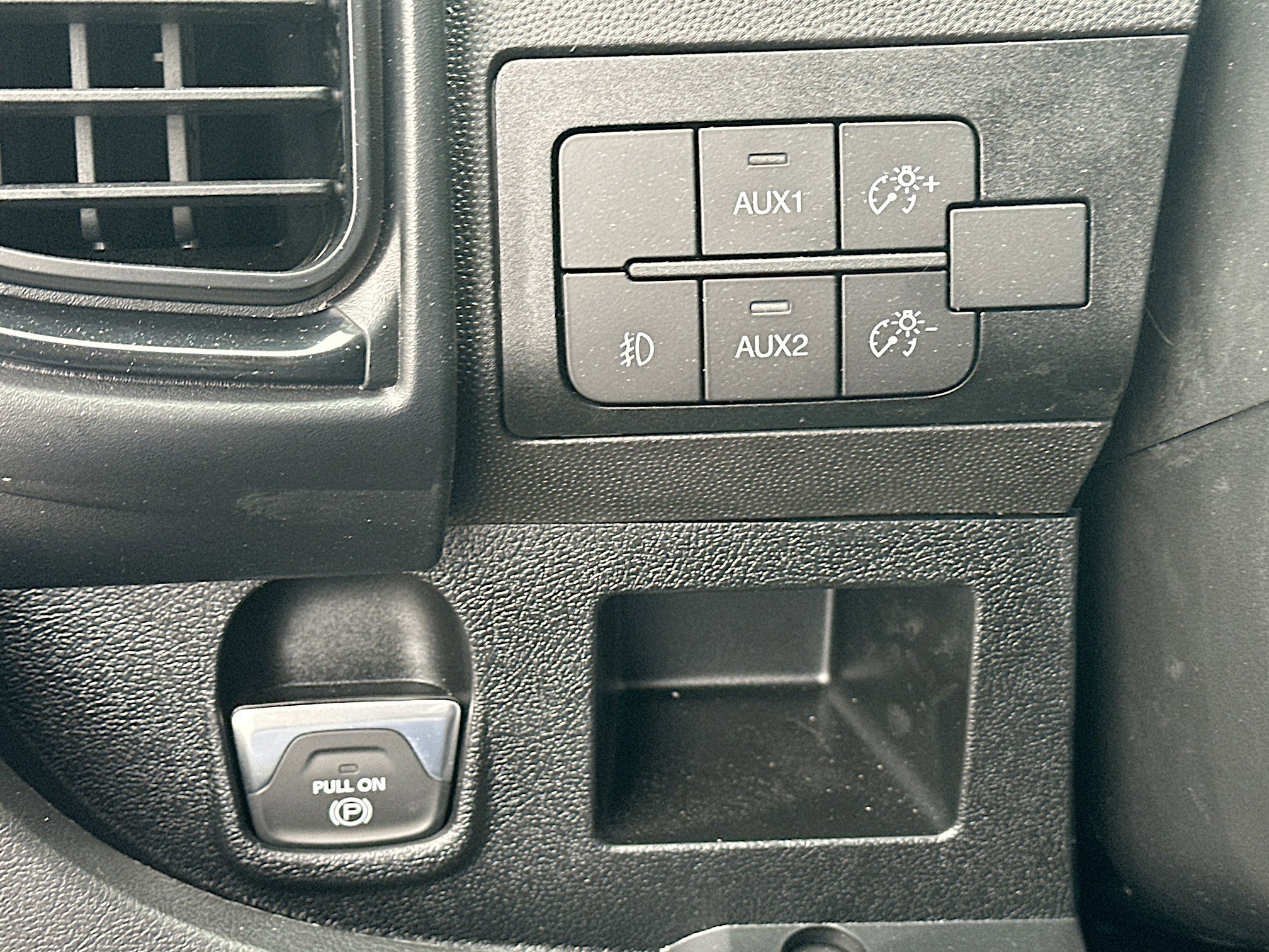 Used 2024 RAM ProMaster 2500 w/ Safety Group image 10