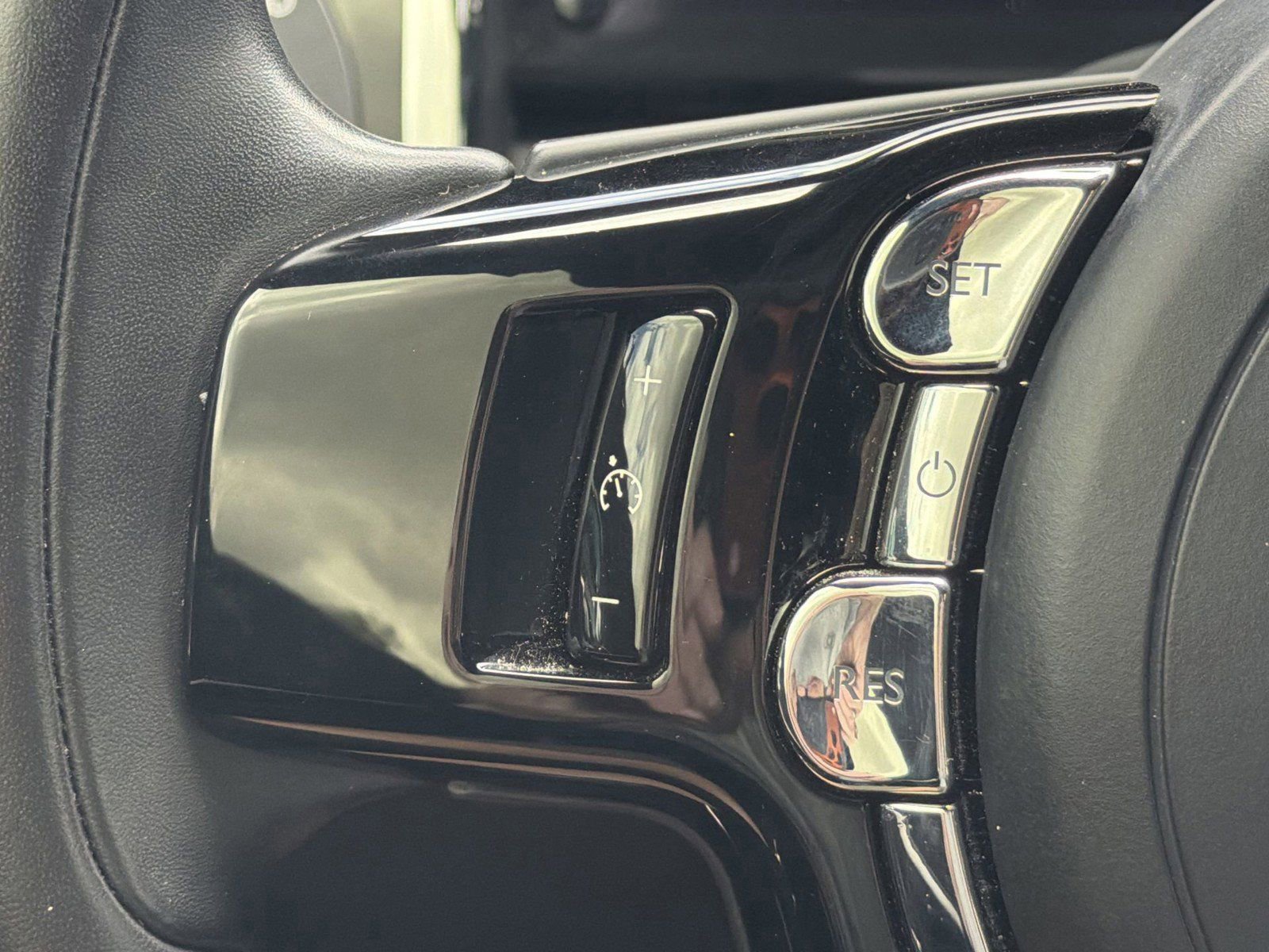 Used 2020 Rolls-Royce Wraith image 29