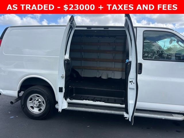 Used 2022 Chevrolet Express 2500 w/ Driver Convenience Package image 13