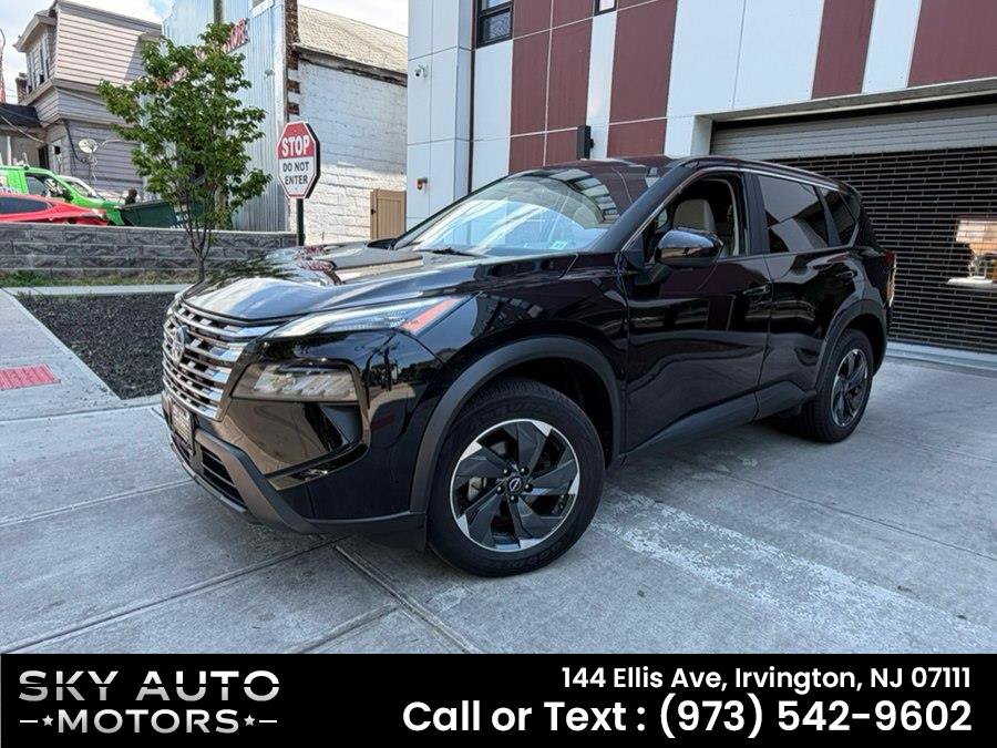 Used 2025 Nissan Rogue SV