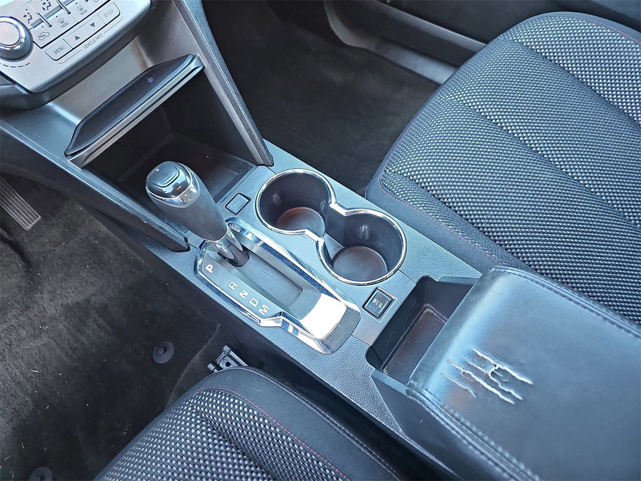 Used 2017 Chevrolet Equinox LS image 24