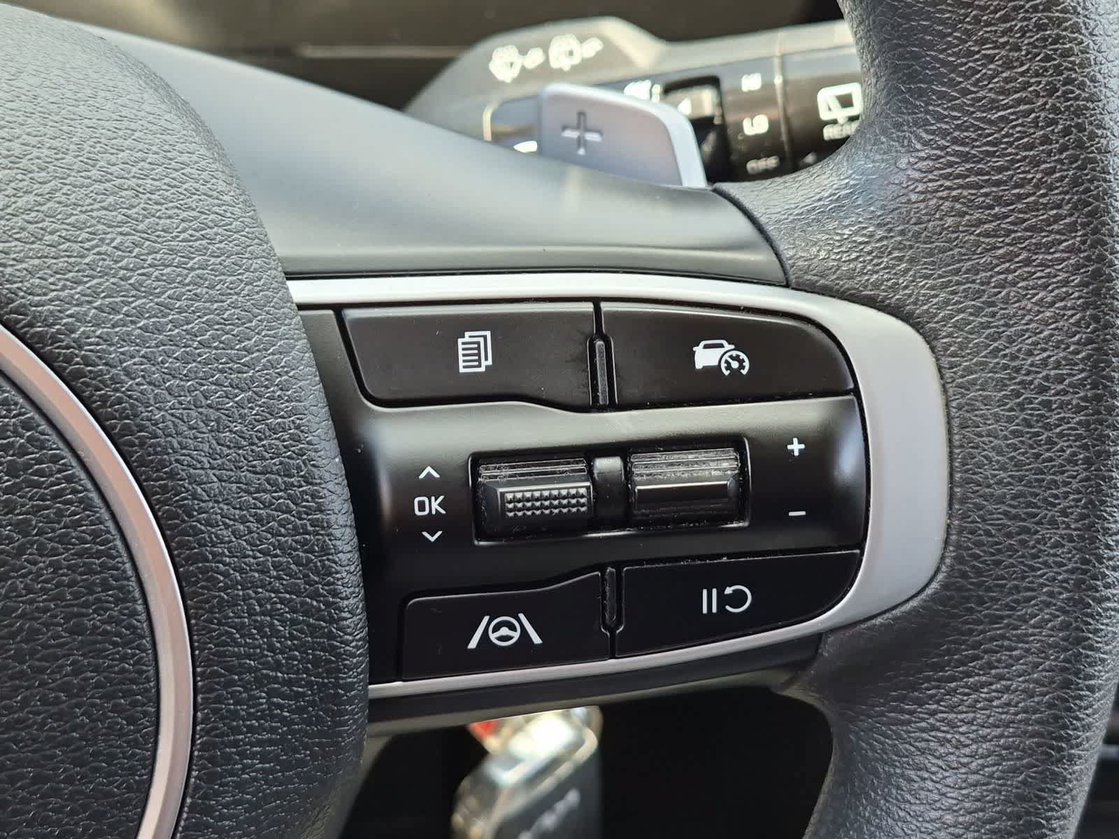 Used 2023 Kia Sportage LX AWD/4WD image 25