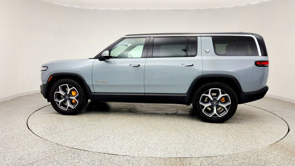 Used 2024 Rivian R1S Adventure image 8