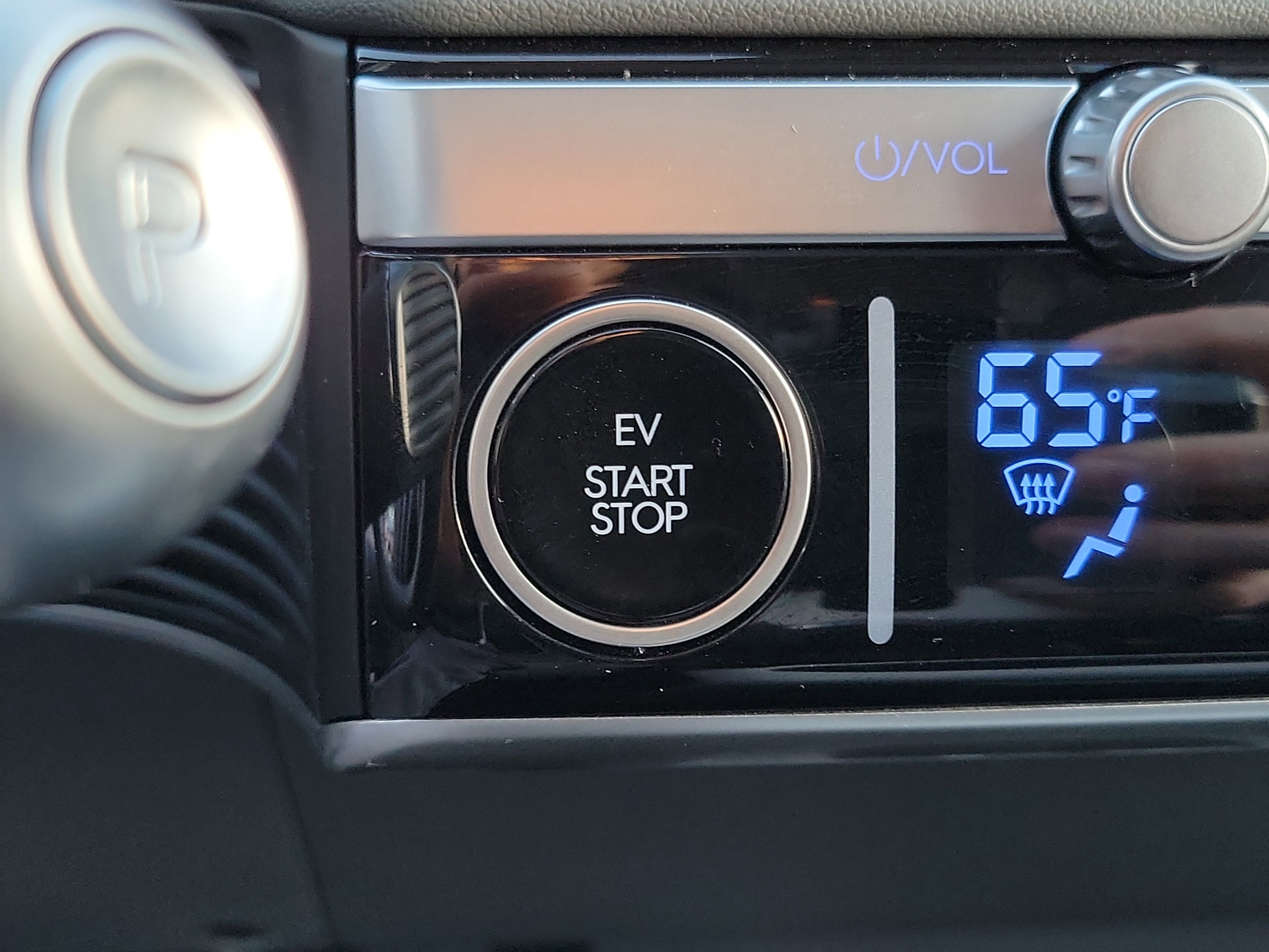 Certified 2024 Hyundai Ioniq 5 SEL image 13