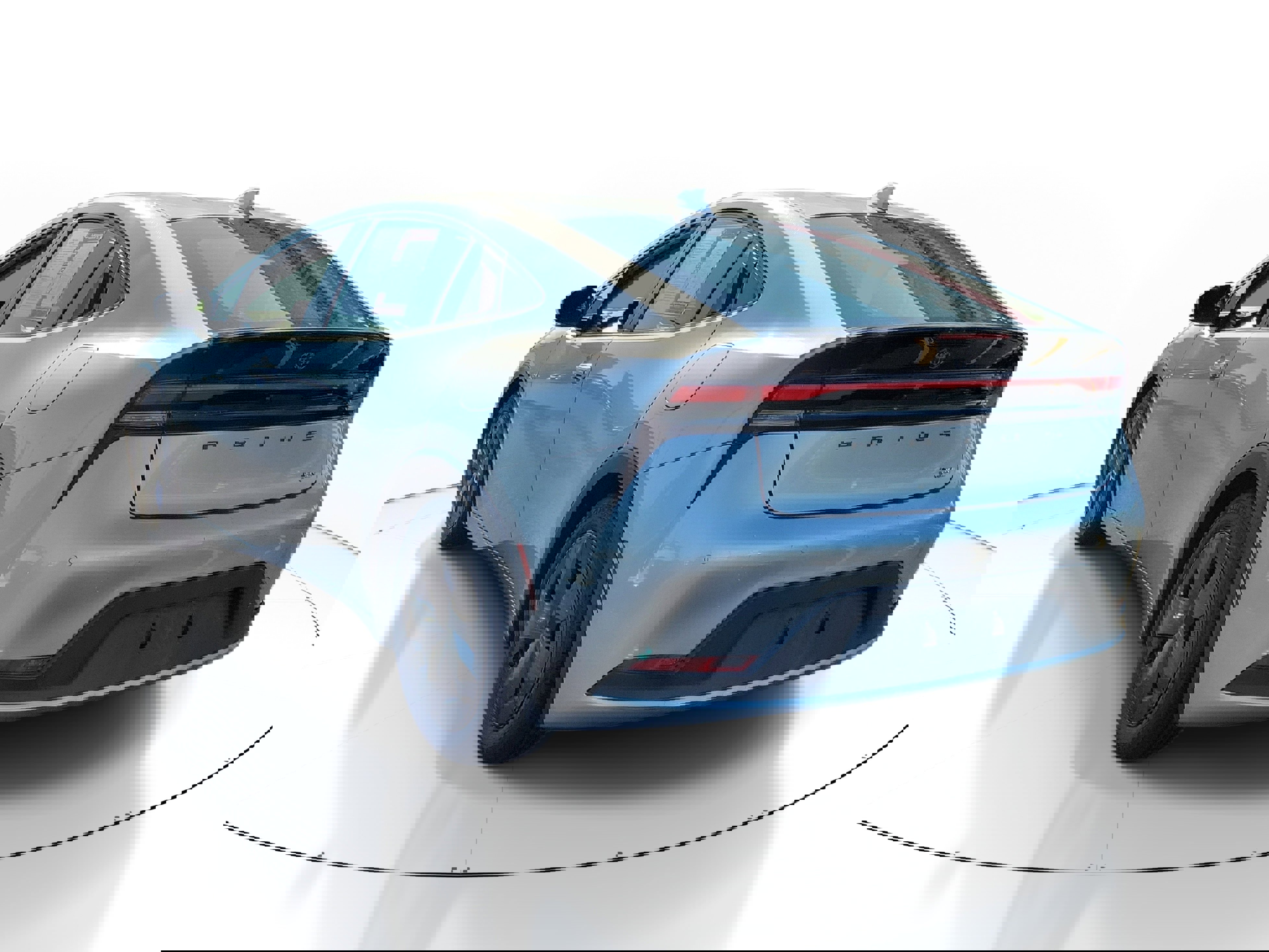 Used 2024 Toyota Prius LE FWD image 3