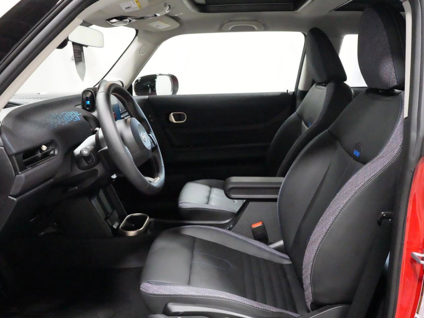 Certified 2025 MINI Cooper S image 2