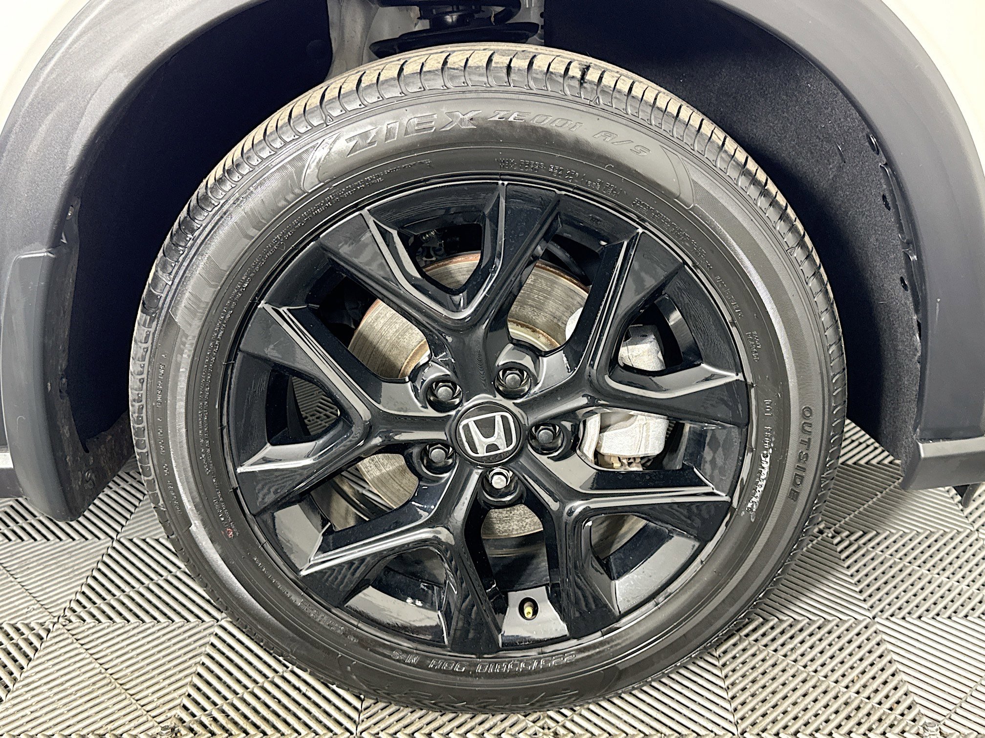 Used 2025 Honda HR-V Sport image 31
