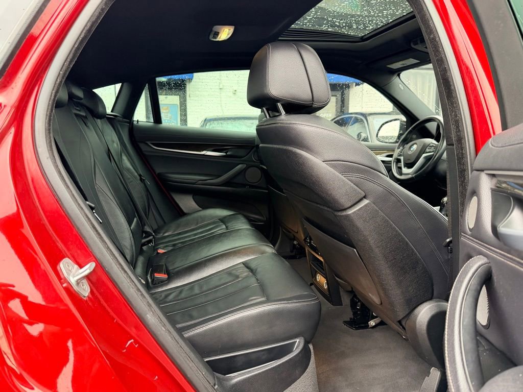 Used 2018 BMW X6 sDrive35i RWD image 19