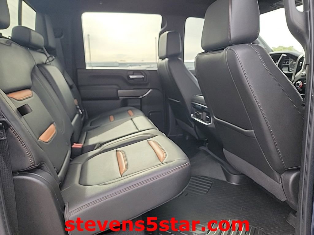 Used 2022 GMC Sierra 2500 AT4 w/ AT4 Preferred Package AWD/4WD image 8