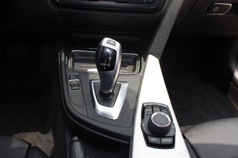 Used 2014 BMW 320i Sedan RWD image 20
