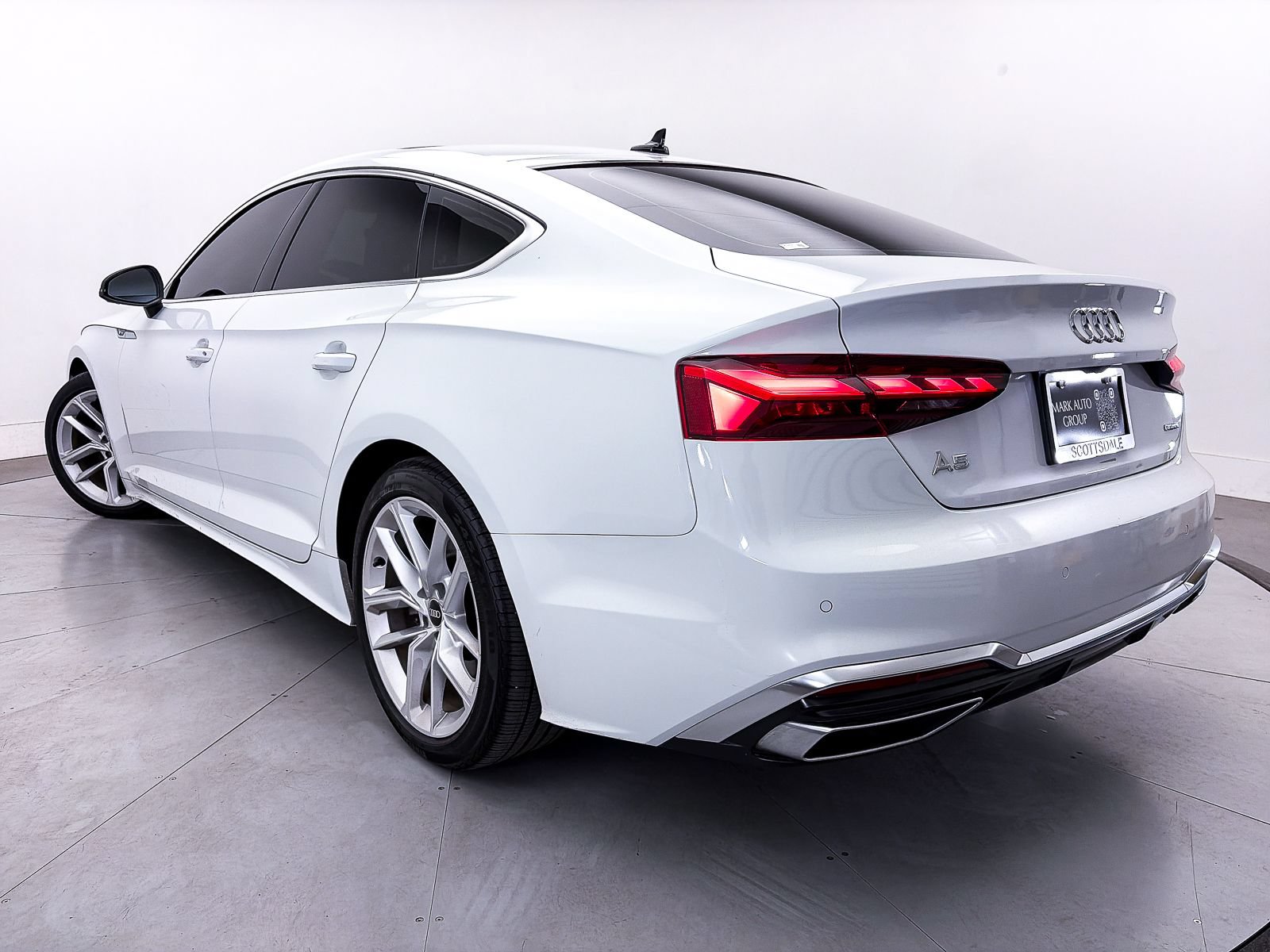 Used 2023 Audi A5 2.0T Premium Plus w/ Premium Plus AWD/4WD image 2