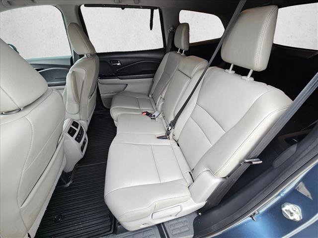 Used 2019 Honda Pilot Touring image 19