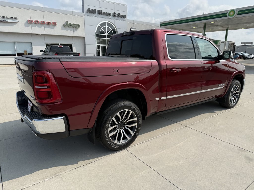 Used 2025 RAM 1500 Limited AWD/4WD image 8