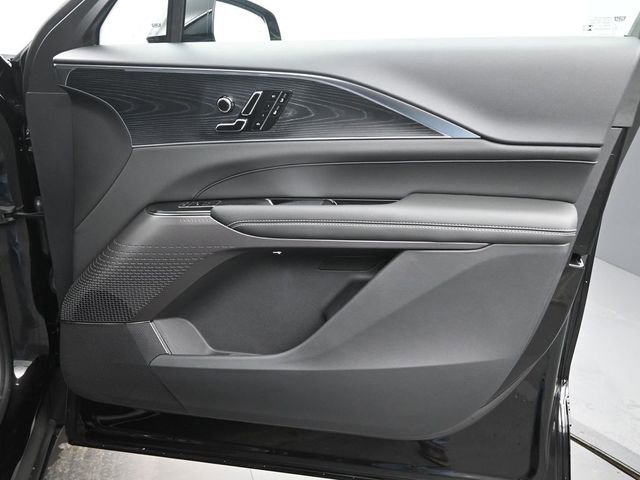 New 2026 Cadillac Lyriq Luxury image 20