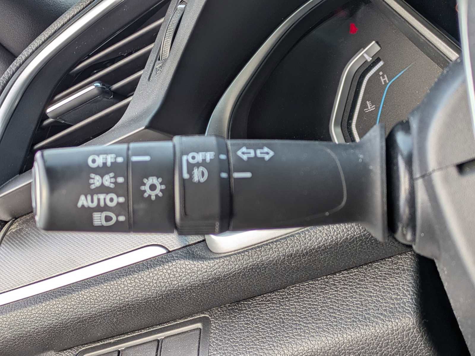 Certified 2018 Honda Civic EX-L image 24