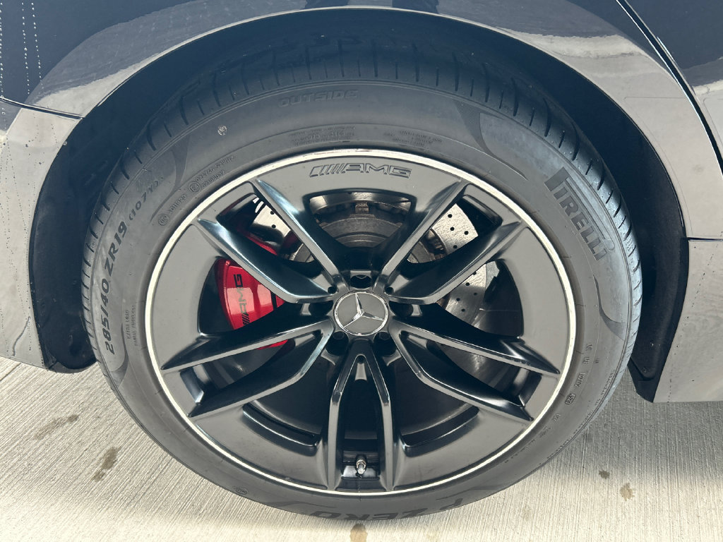 Used 2024 Mercedes-Benz AMG GT 63 image 38