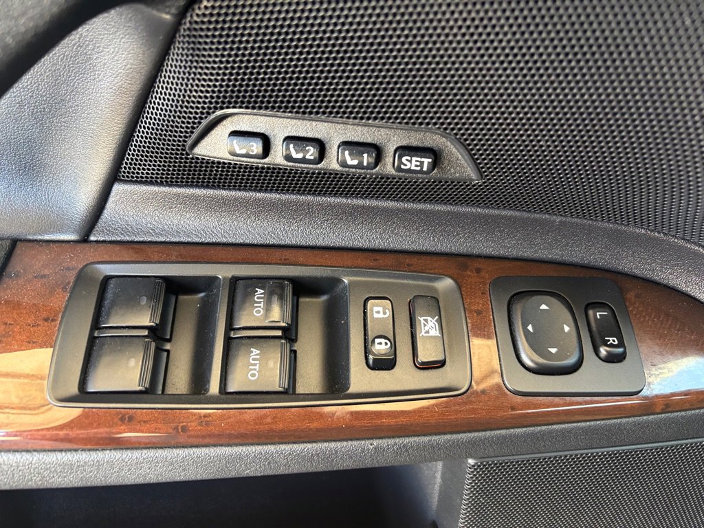 Used 2014 Lexus IS 250C w/ Luxury Package RWD image 21