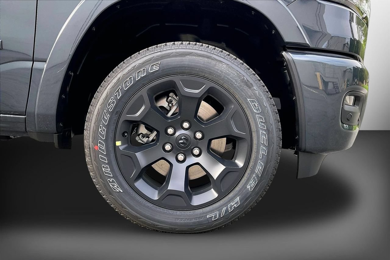 New 2026 RAM 1500 Big Horn AWD/4WD image 32
