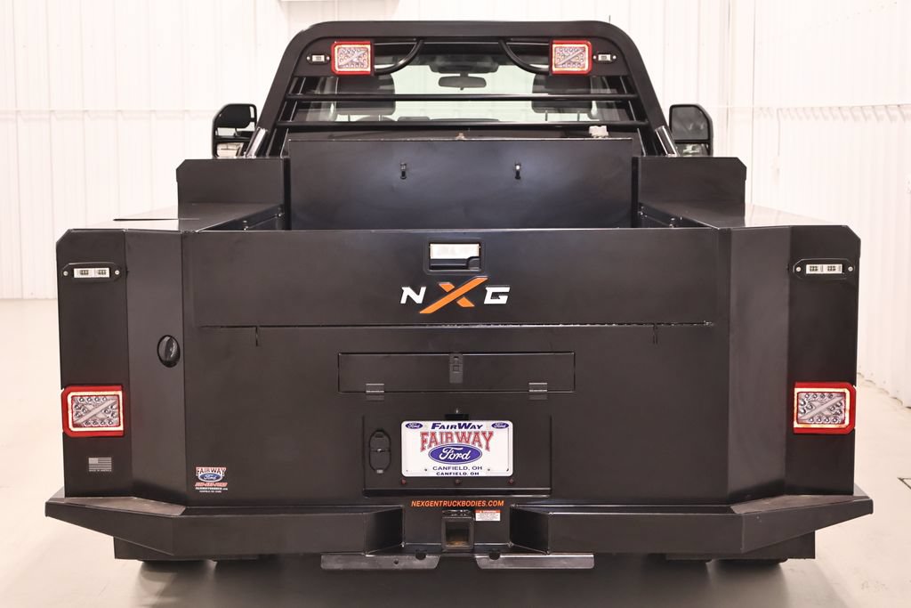 Certified 2025 Ford F550 4x4 Regular Cab Super Duty image 13