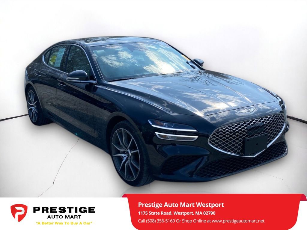 Used 2024 Genesis G70 2.5T image 1
