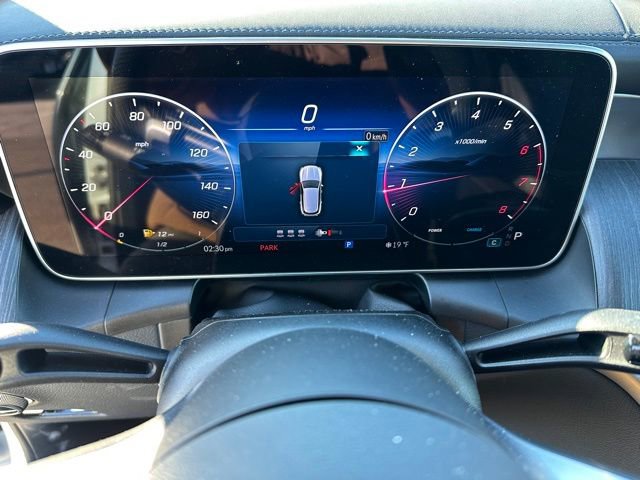 Used 2025 Mercedes-Benz GLC 300 4MATIC w/ AMG Line image 27