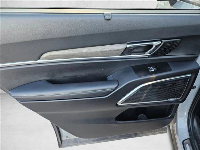 Used 2022 Kia Telluride SX w/ Nightfall Edition Package image 10