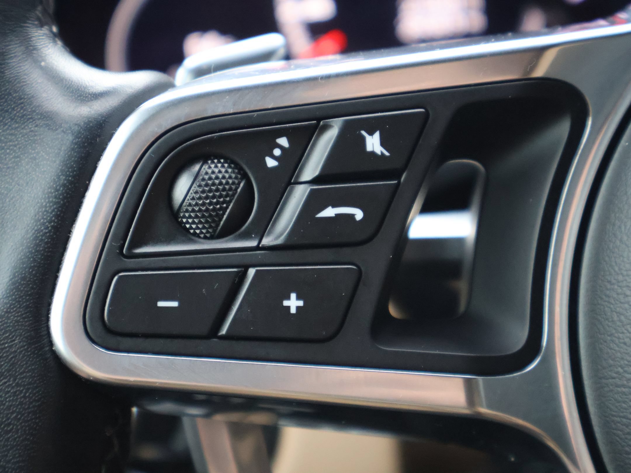Certified 2023 Porsche Cayenne Platinum Edition AWD/4WD image 17