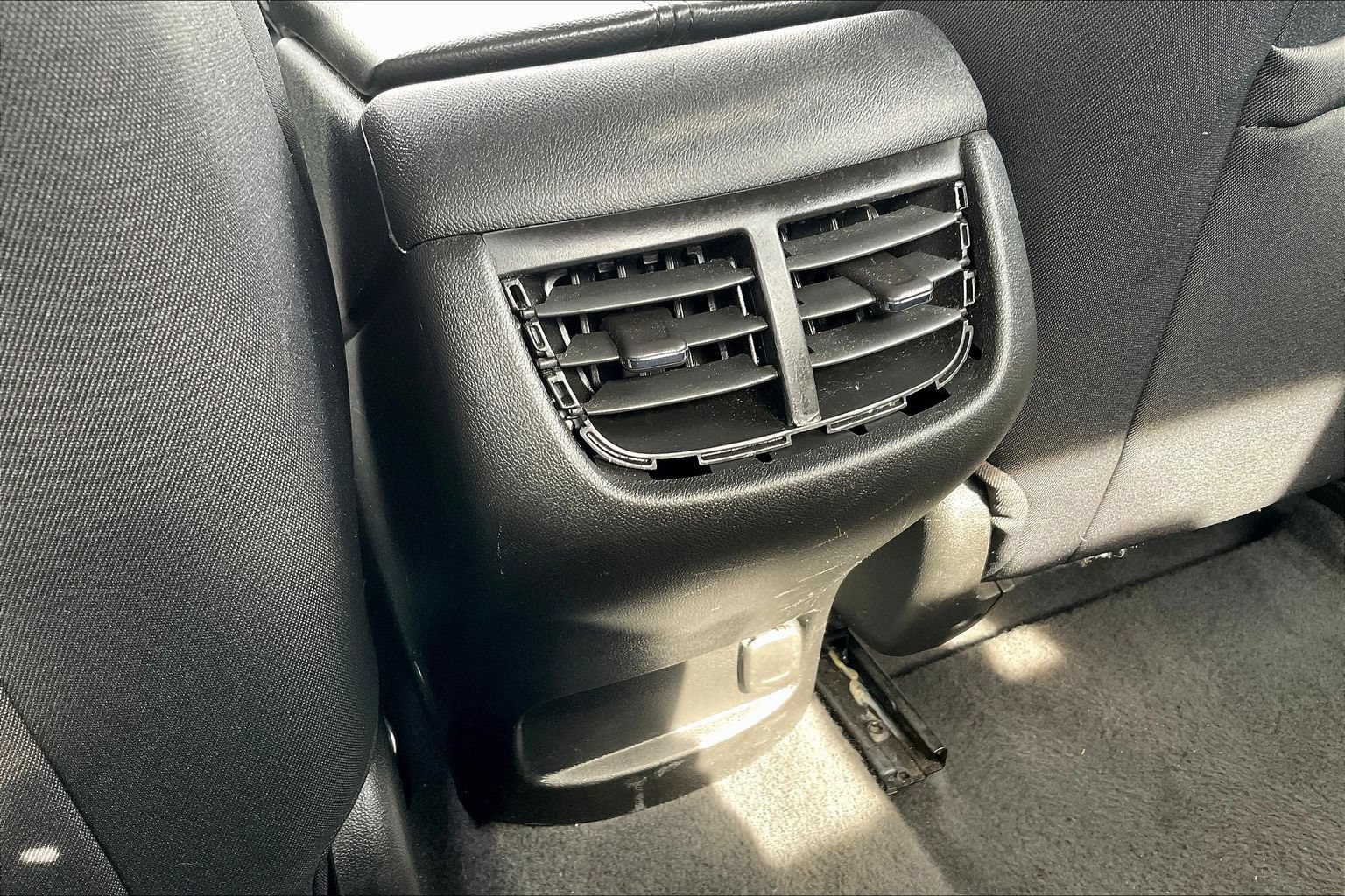Used 2022 Chevrolet Malibu LT FWD image 10