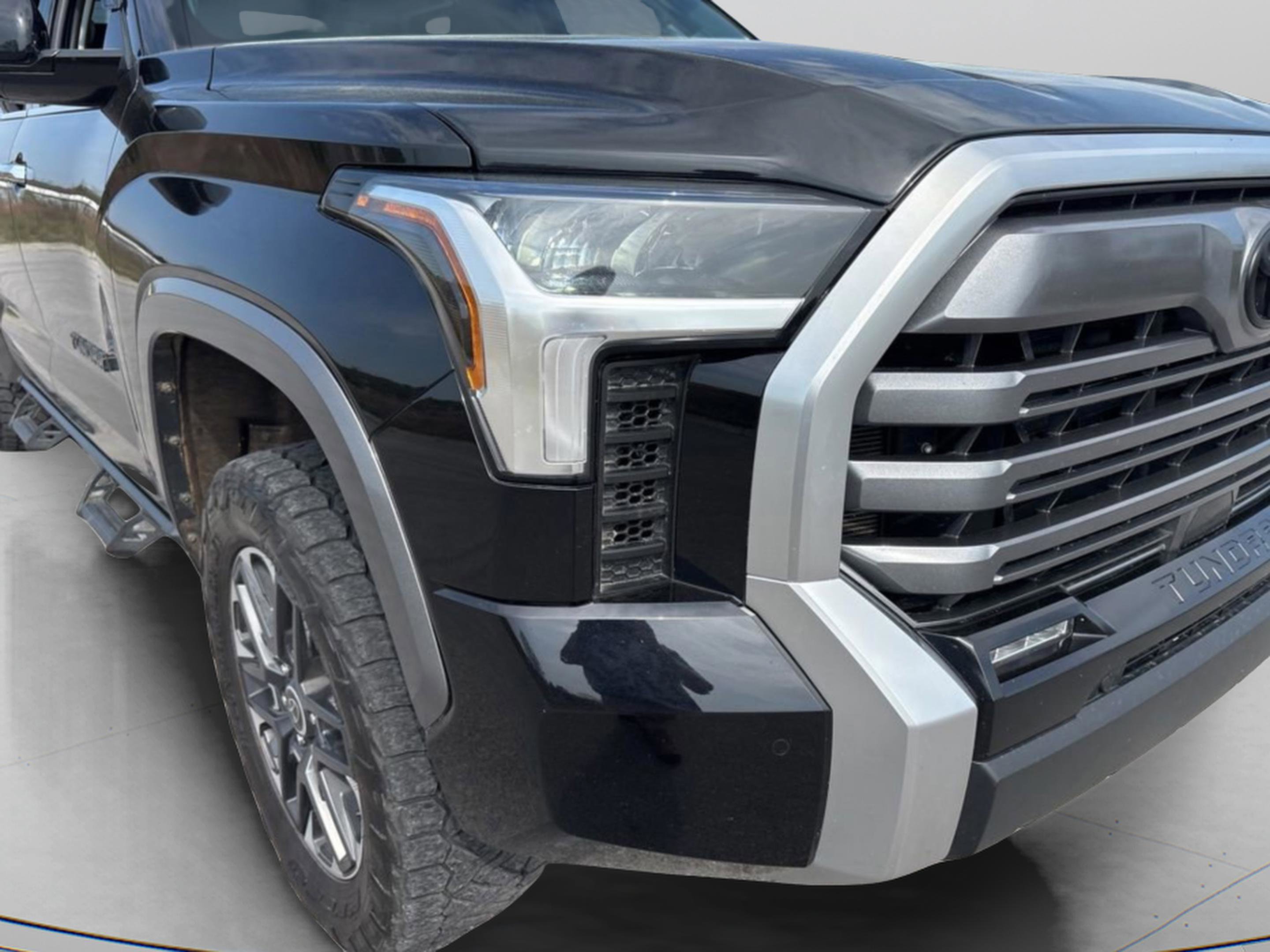 Used 2024 Toyota Tundra Limited image 2