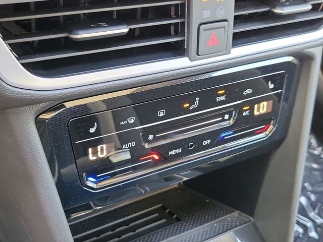 New 2026 Volkswagen Taos SE AWD/4WD image 17