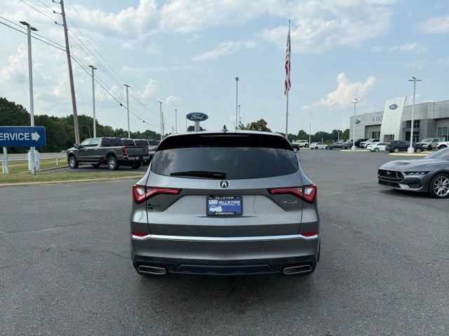 Used 2023 Acura MDX w/ Technology Package FWD image 5