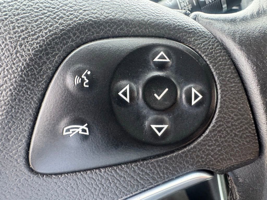 Used 2018 Chevrolet Impala LT image 21