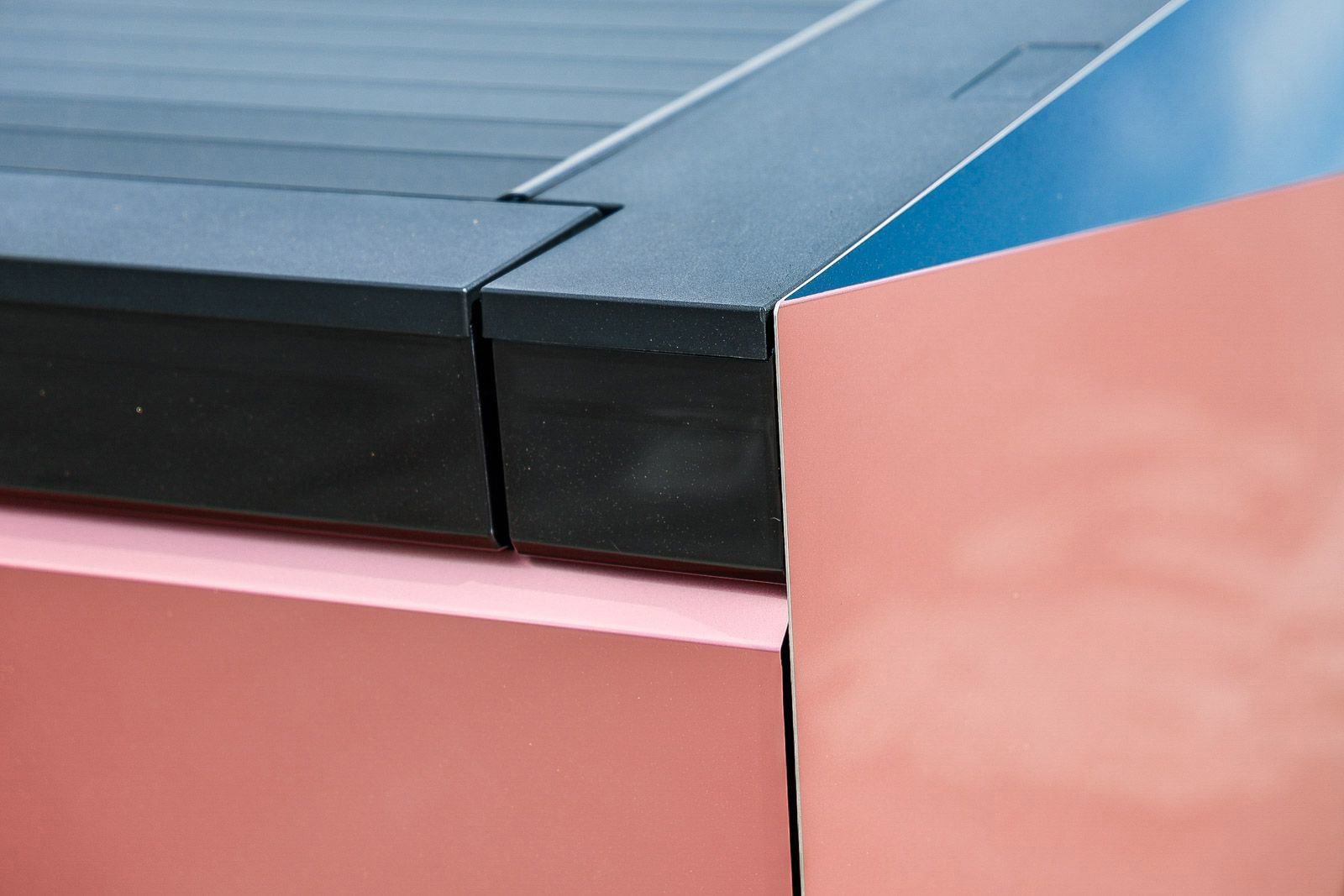 Used 2024 Tesla Cybertruck AWD Crew Cab image 8