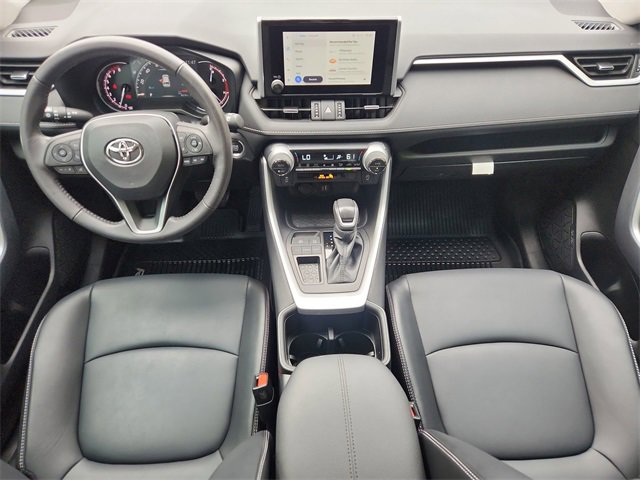 Used 2023 Toyota RAV4 XLE Premium image 20