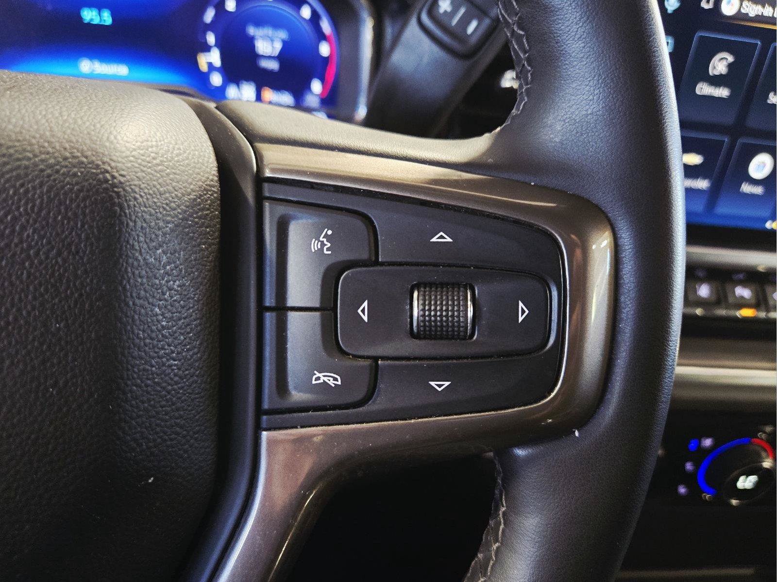 Used 2024 Chevrolet Silverado 3500 High Country w/ Technology Package AWD/4WD image 22