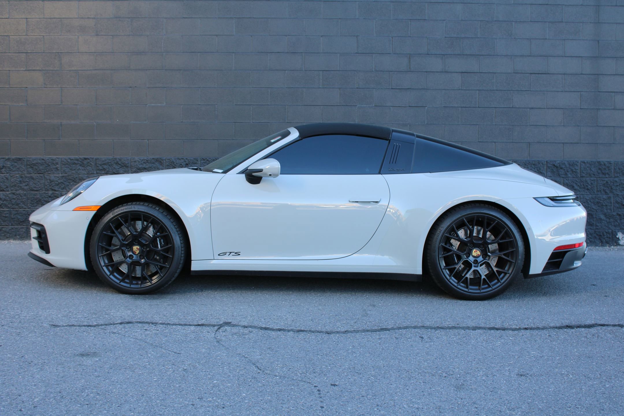 Used 2022 Porsche 911 Targa 4S image 2