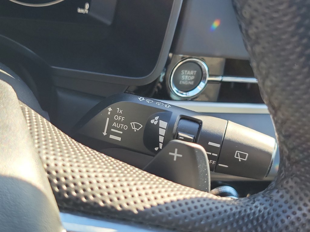 Used 2023 Mitsubishi Outlander SE Black Edition FWD image 30