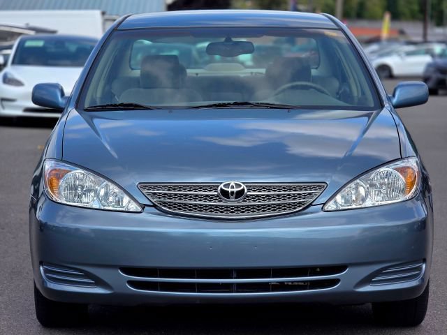 Used 2004 Toyota Camry FWD image 3