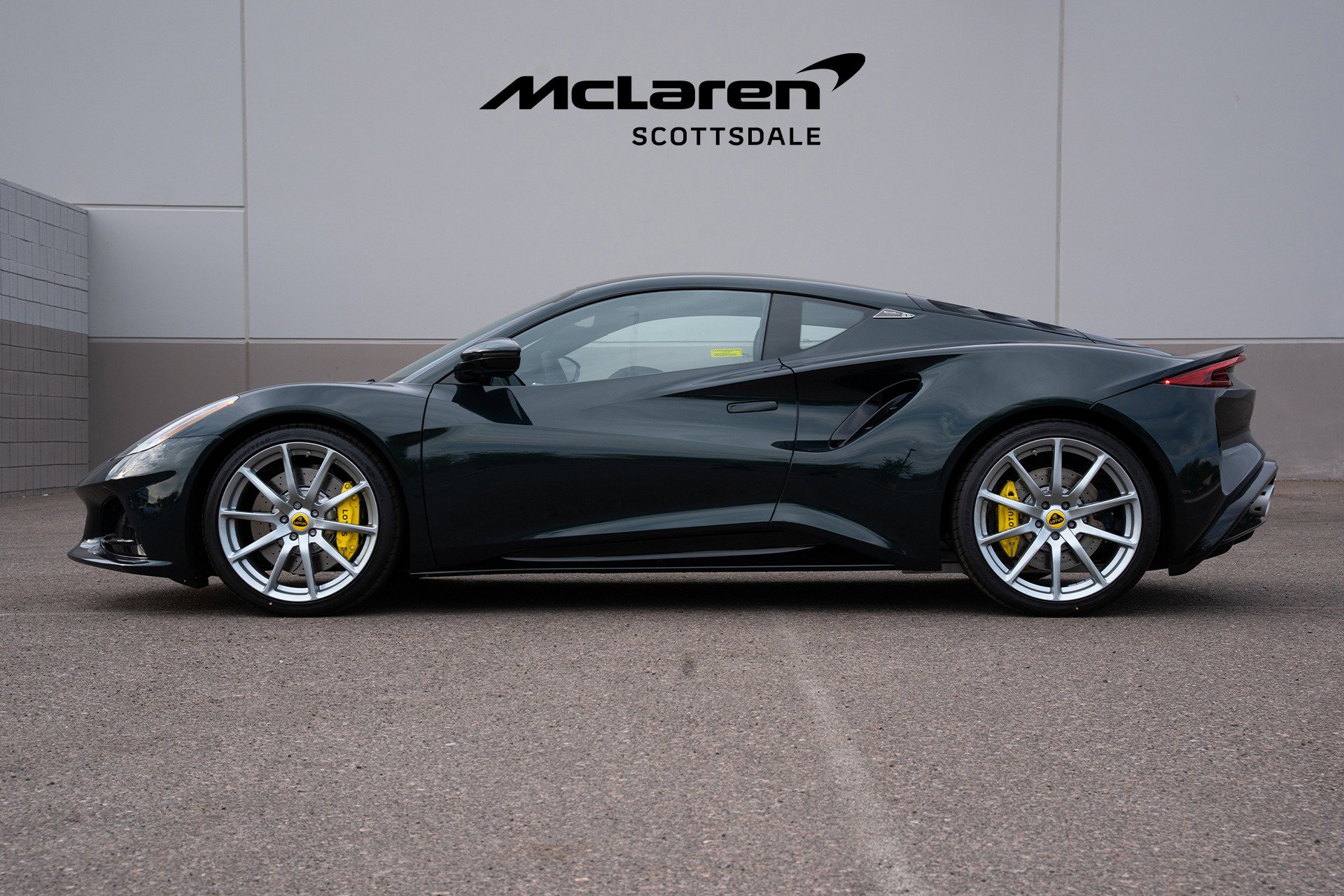 New 2025 Lotus Emira image 4