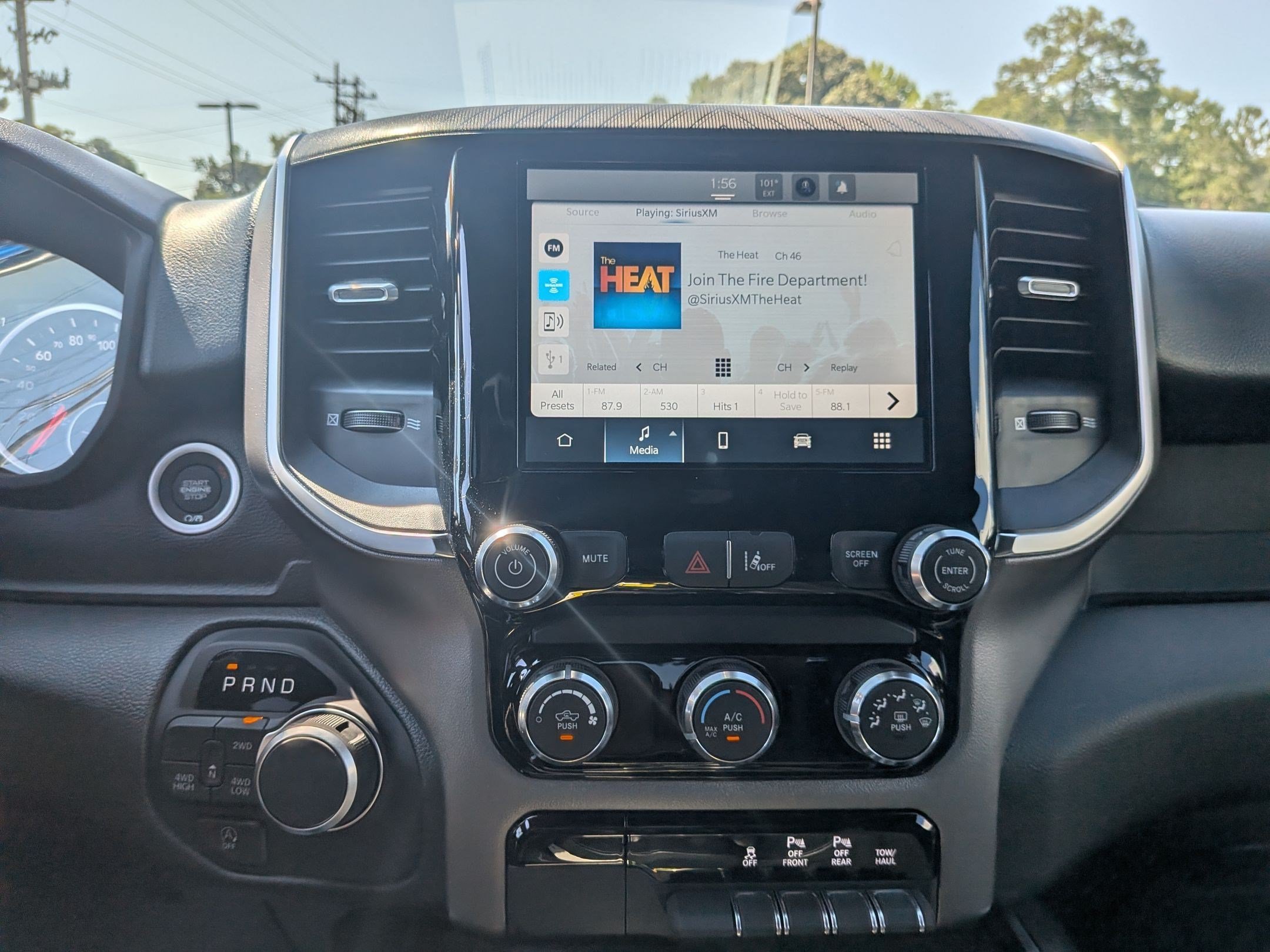 New 2026 RAM 1500 Express AWD/4WD image 19