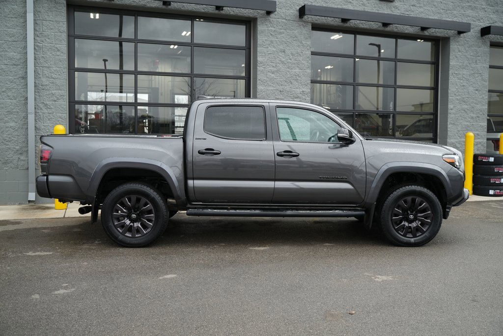 Used 2021 Toyota Tacoma Limited image 16